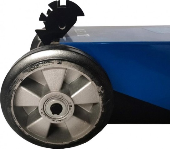 Домкрат пневмо-гидравлический подкатной AE&T HJ-120/60F профессиональный, складной Домкрат пневмо-гидравлический подкатной AE&T HJ-120/60F профессиональный, складной