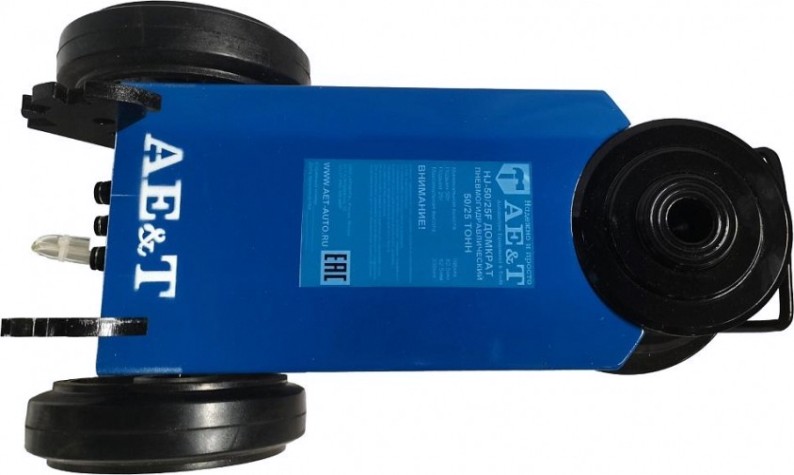 Домкрат пневмо-гидравлический подкатной AE&T HJ-50/25F профессиональный, складной Домкрат пневмо-гидравлический подкатной AE&T HJ-50/25F профессиональный, складной