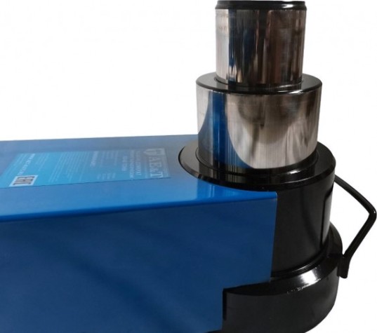 Домкрат пневмо-гидравлический подкатной AE&T HJ-80/40 профессиональный Домкрат пневмо-гидравлический подкатной AE&T HJ-80/40 профессиональный