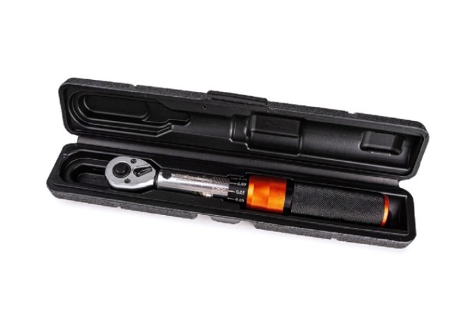 Ключ динамометрический AV Steel AV-507006 1/4"
