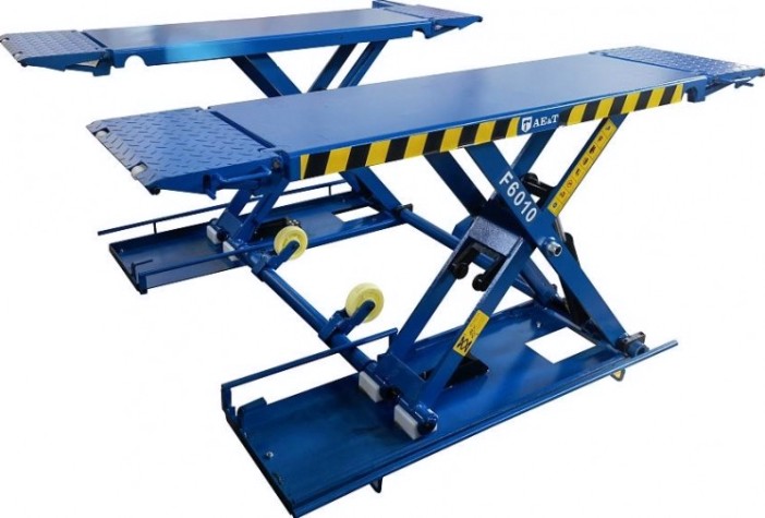 Подъемник AE&T F6010 электрогидравлический 3 тонны, ножничный 220 В [F6010 (220)]