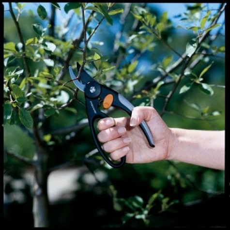 Секатор плоскостной FISKARS P44 1001534 [1001534]