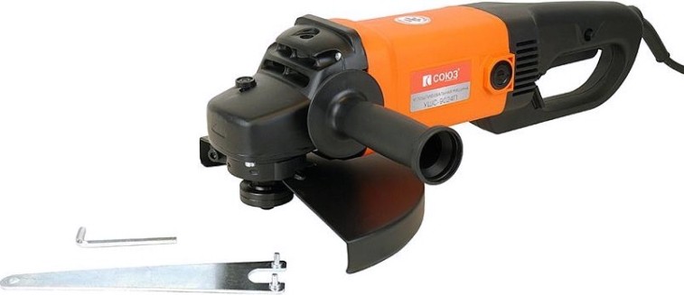 Угловая шлифмашина сетевая СОЮЗ УШС-9024П Угловая шлифмашина сетевая СОЮЗ УШС-9024П